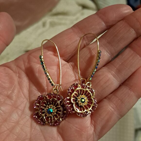 Women's Lightweight Rose Dangle Earring Red Gold Color For Gift - Picture 2 of 5